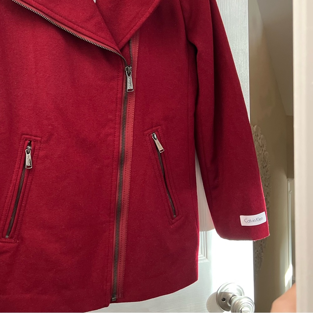 Calvin Klein Red Coat size Small. Asymmetrical zip up coat/lined warm jacket - Picture 10 of 16